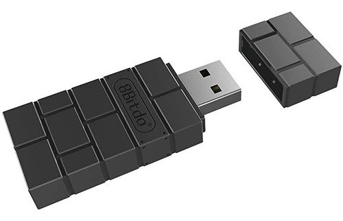 Adaptador 8bitdo versión 2 bluetooth que permite usar mandos de diferentes consolas en Nintendo Switch, PC y televisores
