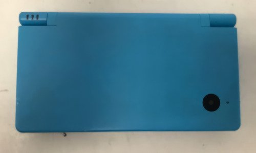 Consola Nintendo DSi portátil para revivir juegos clásicos, ideal para gamers retro que buscan experiencia nostálgica