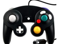 Control Servita para Nintendo GameCube con joystick analógico, botones A/B/X/Y, gatillos Z/R y cable de 1.8 metros para gaming retro