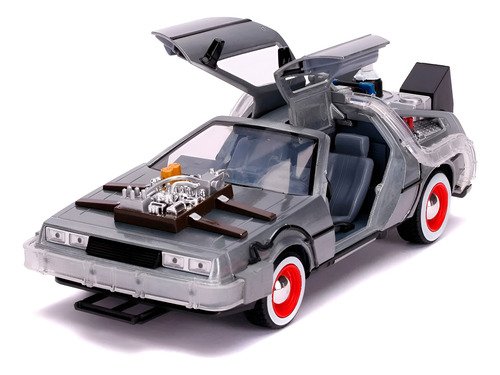 Modelo a escala 1/24 del DeLorean Time Machine de Volver al Futuro 3, réplica metálica coleccionable con detalles fieles a la película