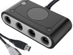Adaptador usb negro para conectar hasta 4 controles de gamecube en nintendo switch, pc y wii u, ideal para gaming retro